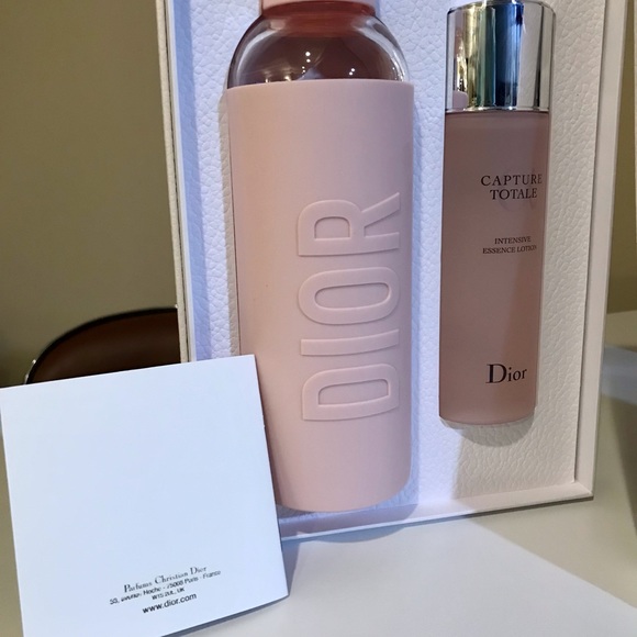 Dior Revitalizing Ritual - Picture 7 of 9
